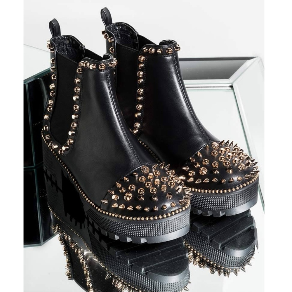Last Size 9 🖤Platform Studded Spiked Lug Boot - Picture 2 of 8